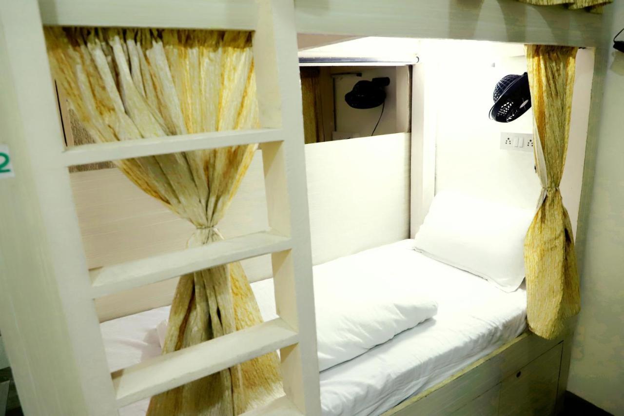 Airport Inn Residency 뭄바이 외부 사진